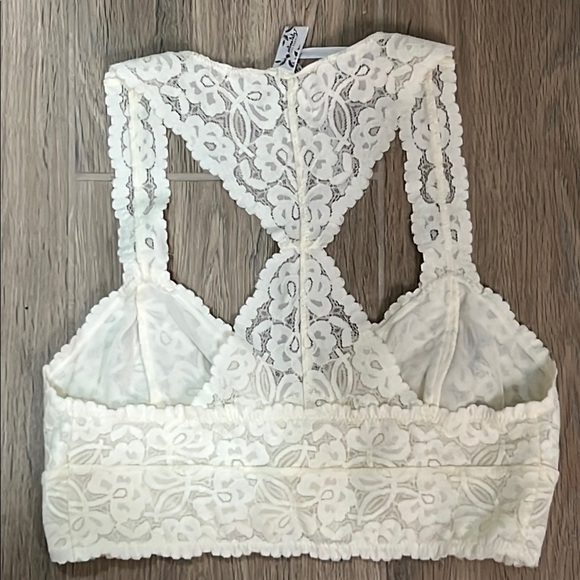 Free People Intimately Pink and Cream Lace Bralettes Bras Bundle Like New Medium - Picture 13 of 15